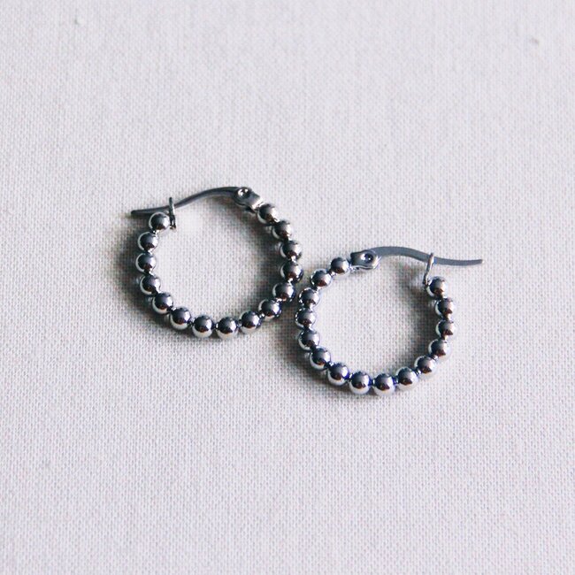 Koning Bamboe EA505.2: Stainless steel hoop earrings 20 mm "balls" - silver