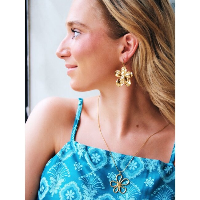Koning Bamboe Stainless steel earrings with decorated flower charm