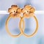 Koning Bamboe Oval Statement Earrings with Flower