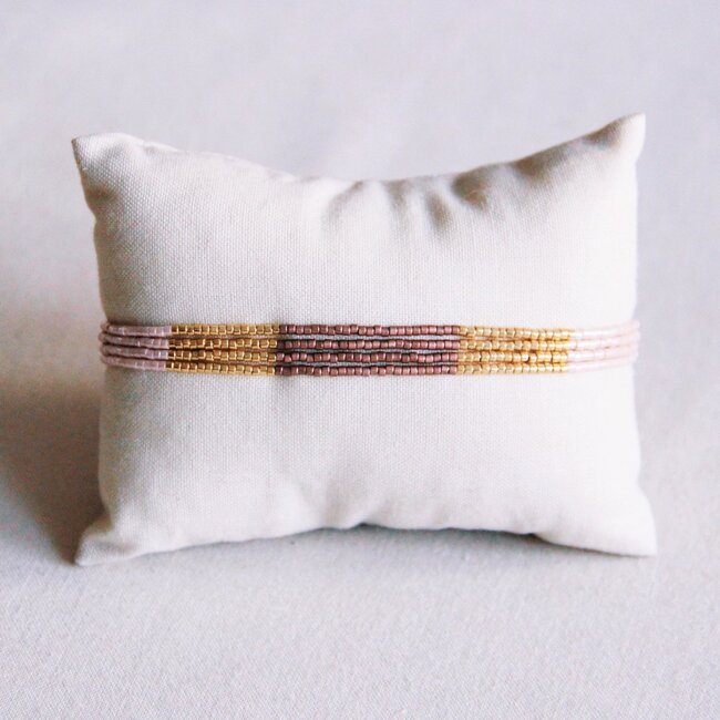 Viervoudige Miyuki -armband - naakt/taupe/goud vergulde