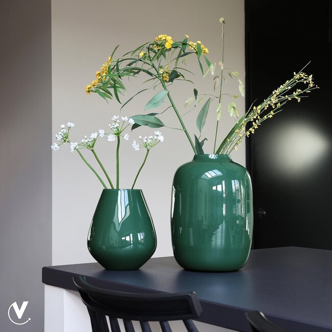 Vase The World Artic vase – bright green – Ø21 × H29 cm
