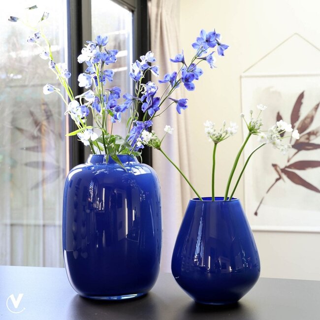 Vase The World Tasman S vase – bright blue – Ø18 × H20 cm