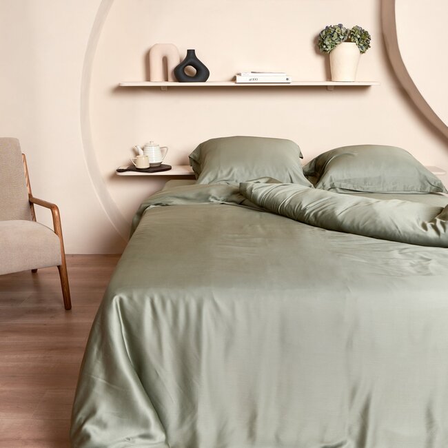 Bamboo pillowcase olive green 80 x 80 cm with border - Coco & Cici