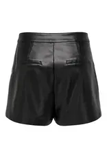 ONLY ONLY Tricia mid waist baggy fit PU-short - Black