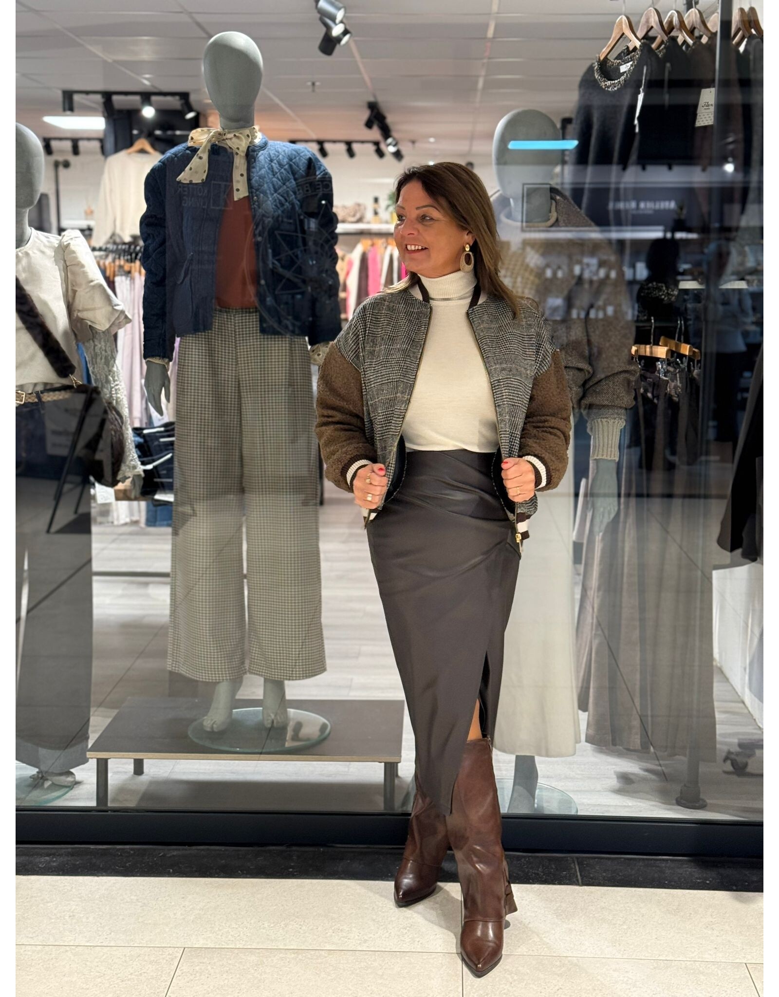 HEBBEZ Geruite jack met teddy mouwen - Olivia