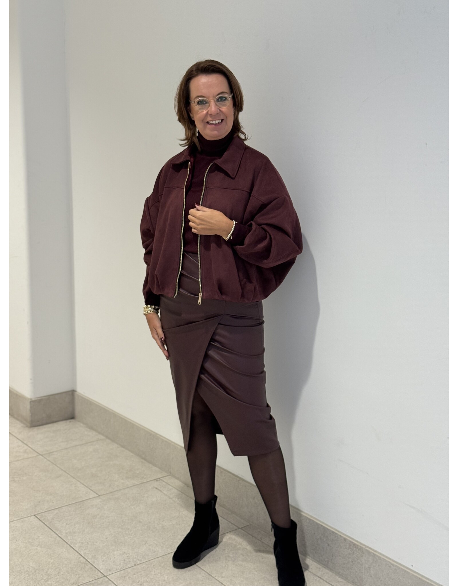 HEBBEZ PU-leren maxi-rok met detail Nora - Bordeauxrood