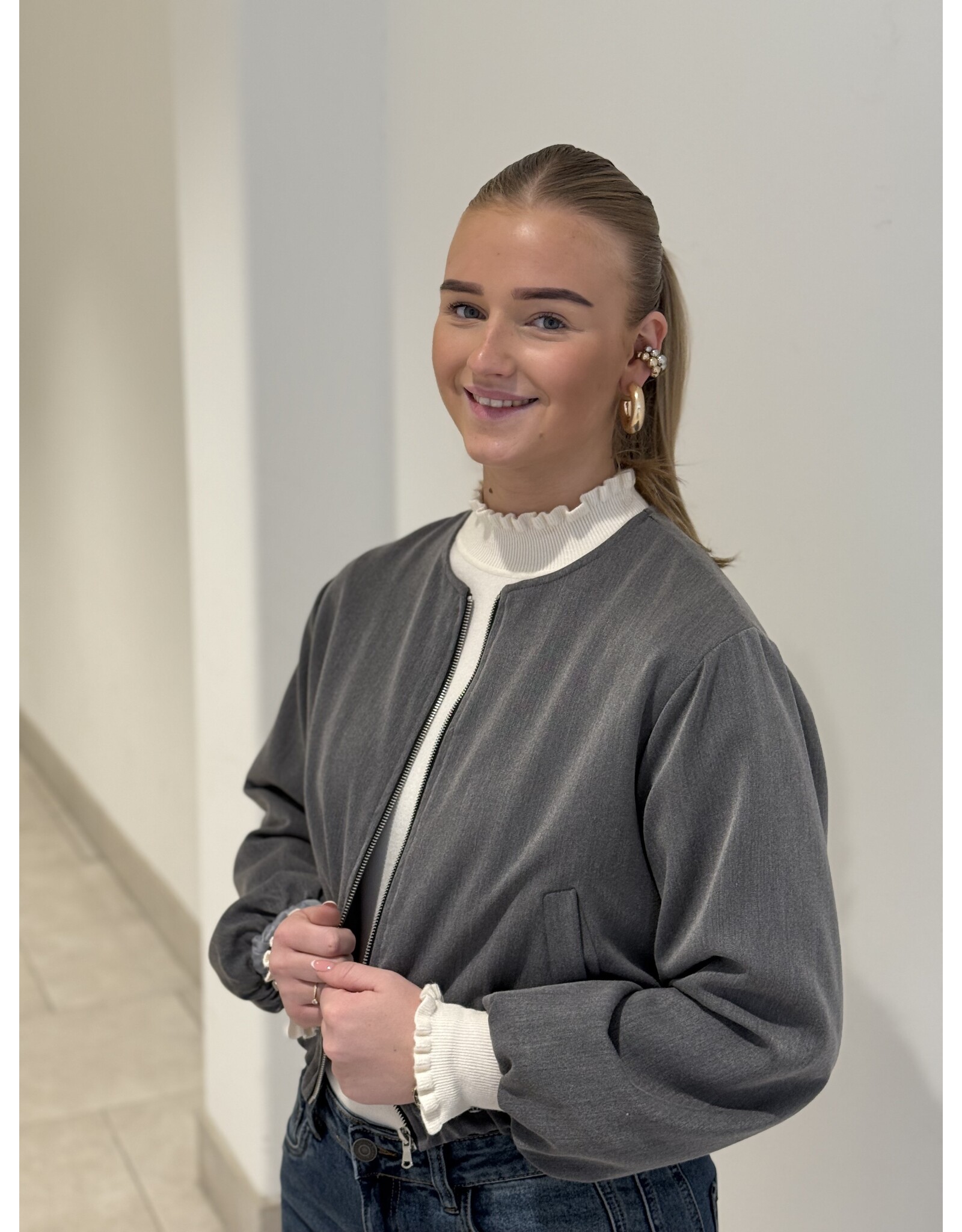 HEBBEZ Oversized bomberjack Mila - Lichtgrijs