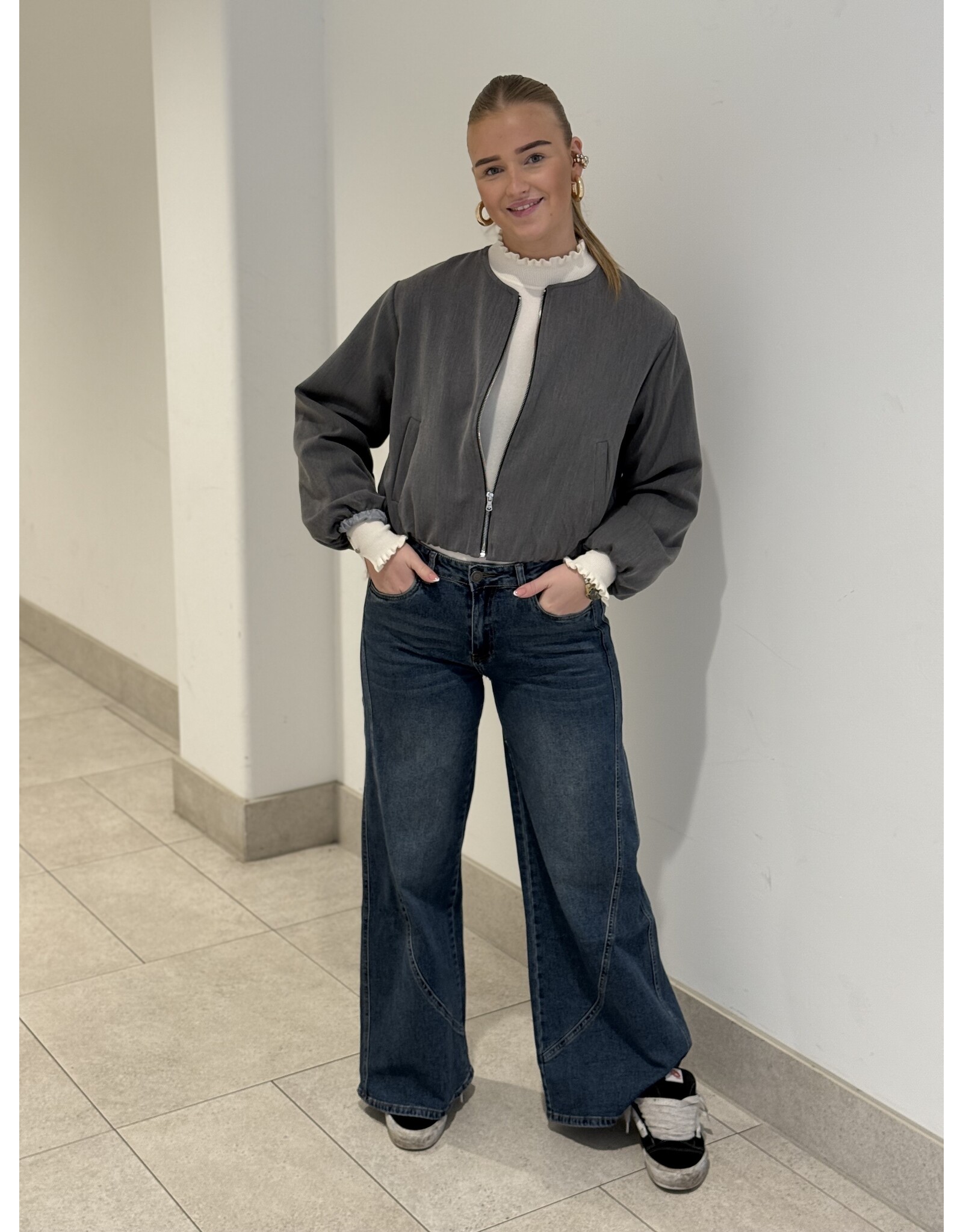 HEBBEZ Oversized bomberjack Mila - Lichtgrijs