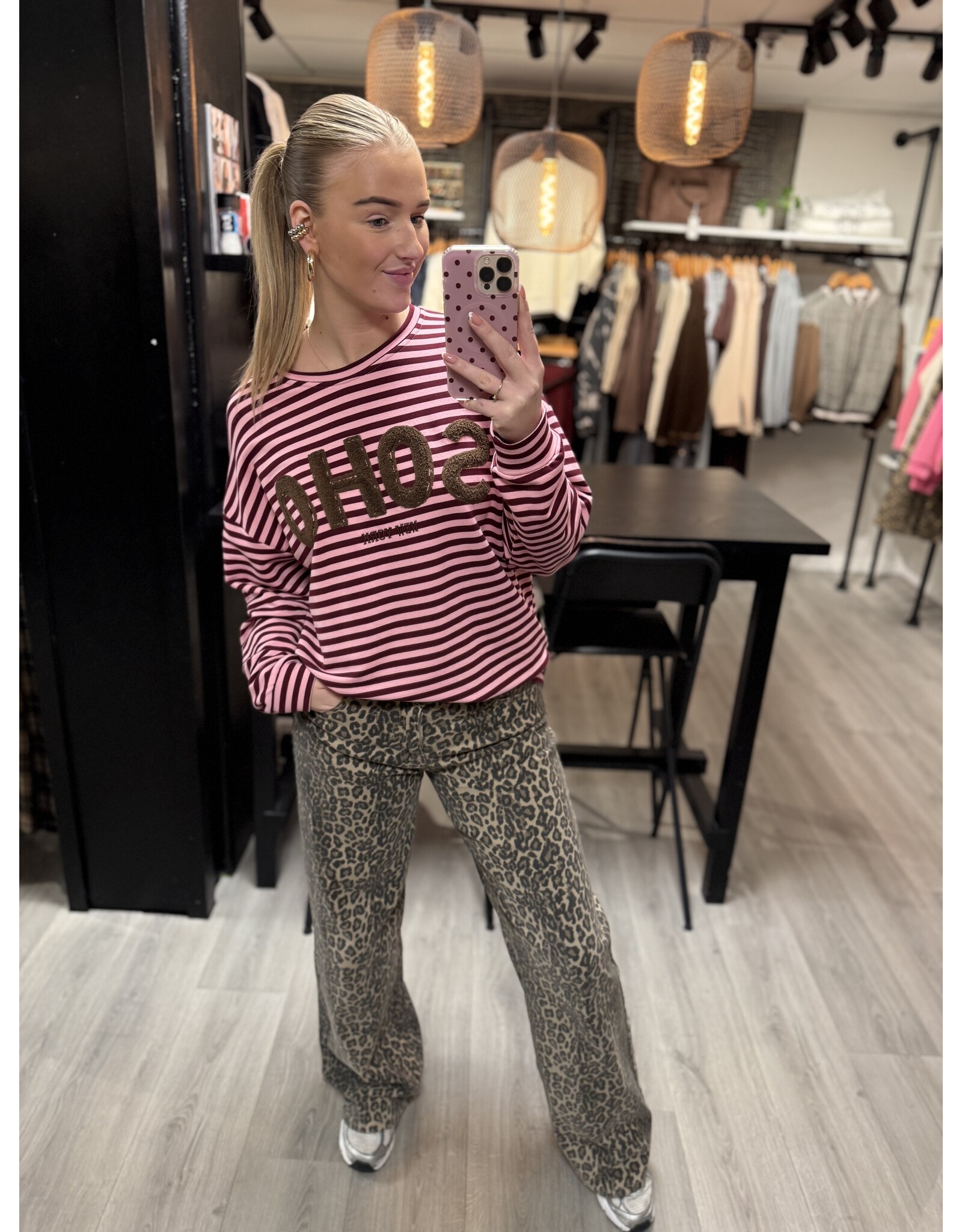 HEBBEZ Gestreepte oversized longsleeve Noor - Bordeauxrood