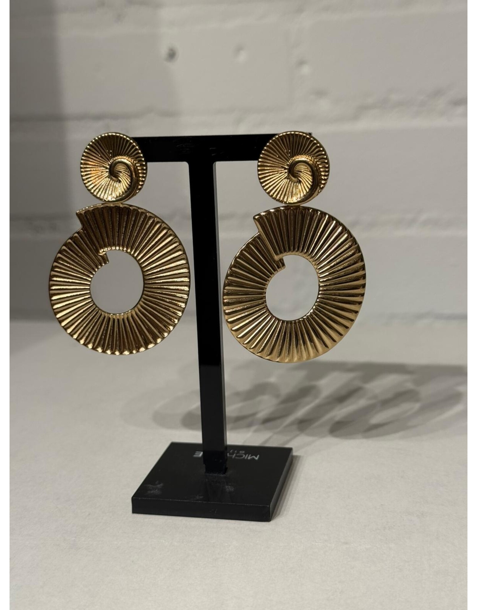 HEBBEZ Oorbellen Isa - Goud