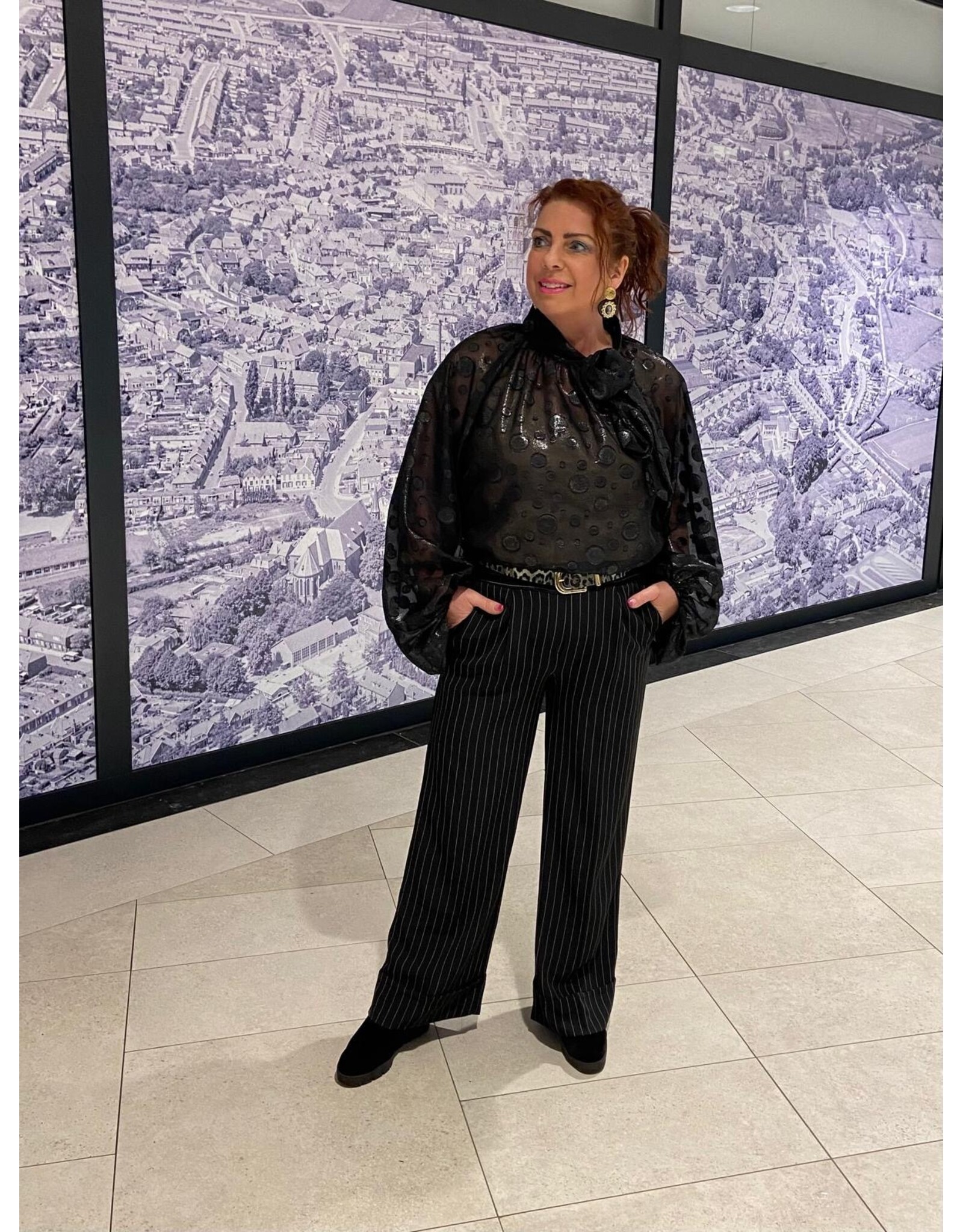 HEBBEZ Soepele wide leg pantalon met krijtstreep Elisa - Zwart