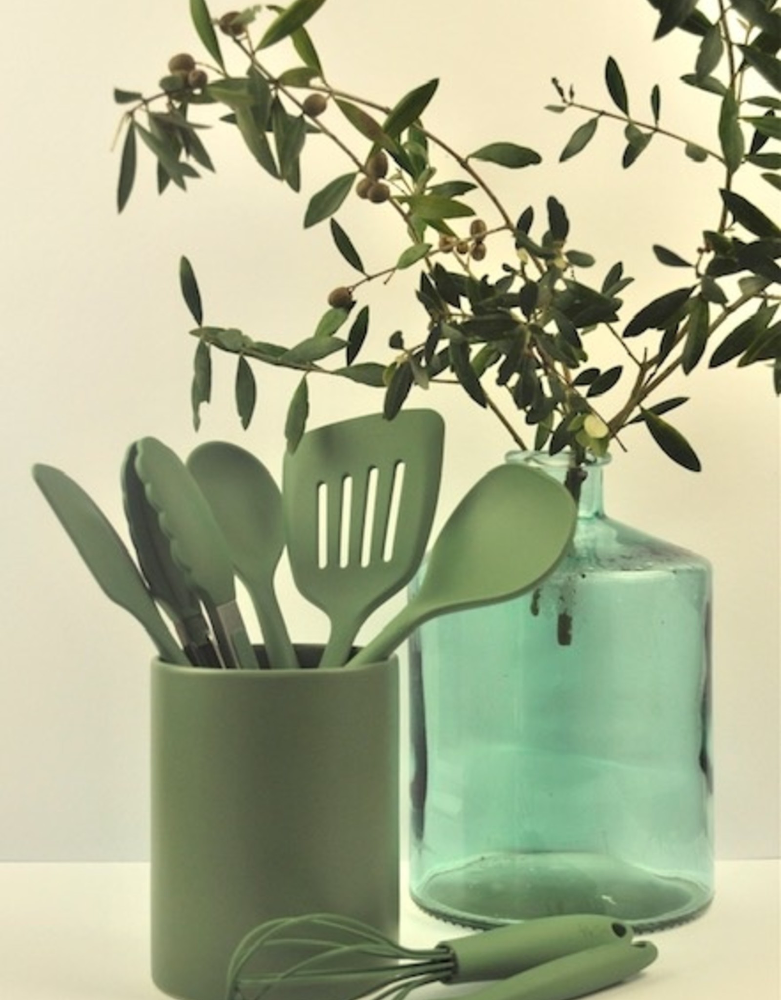 Handmade Portuguese Kitchen utensil holder Sage Green Tools2cook