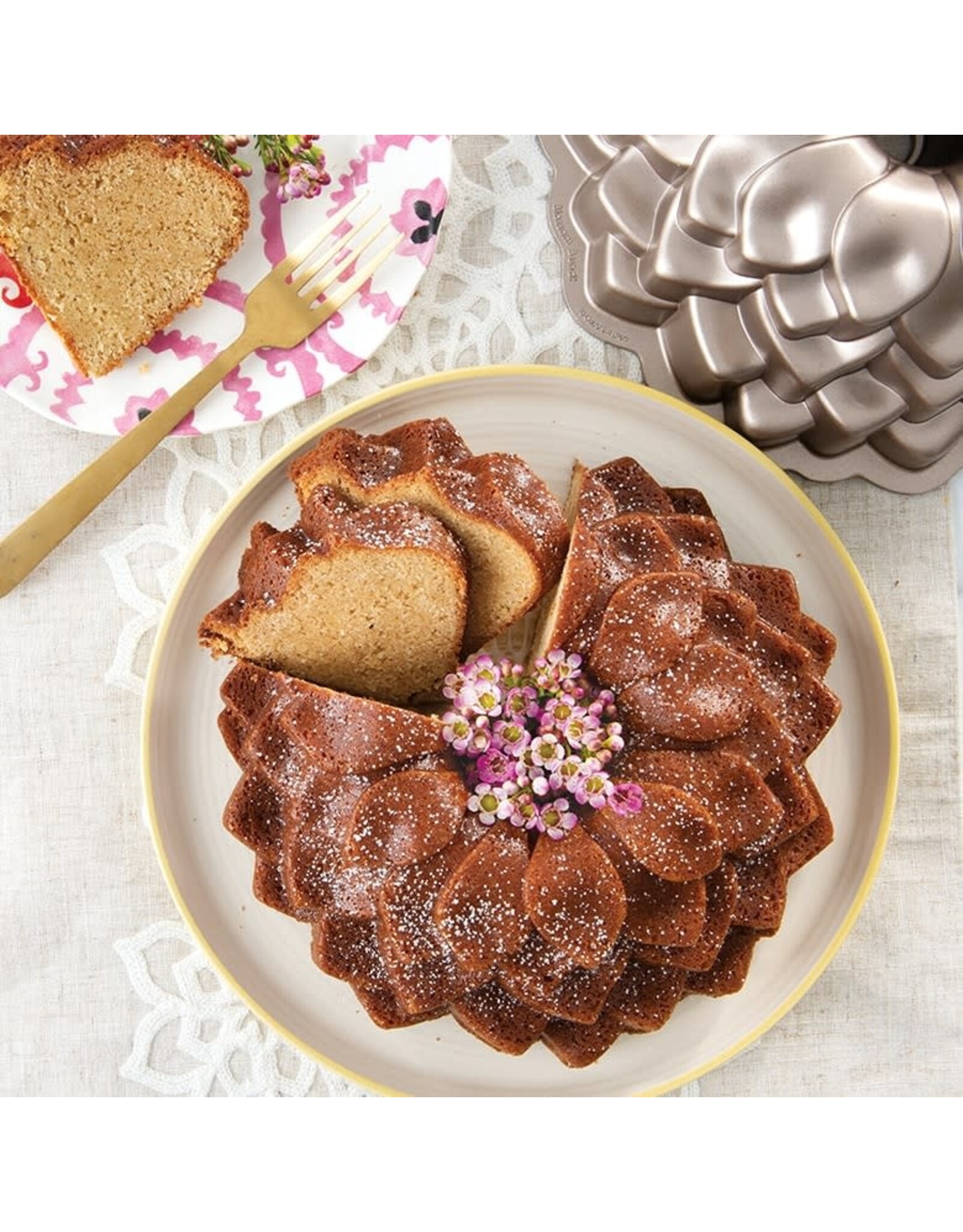 Nordic Ware Toffee Blossom Bundt Pan