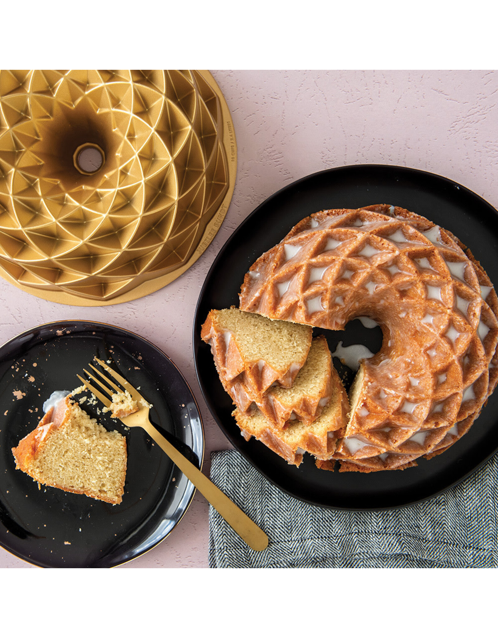 Nordic Ware GOLD Jubilee Bundt pan