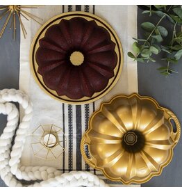 Nordic Ware GOLD Anniversay Bundt pan 10 cups