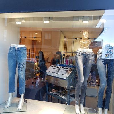 Custom Lab op Locatie