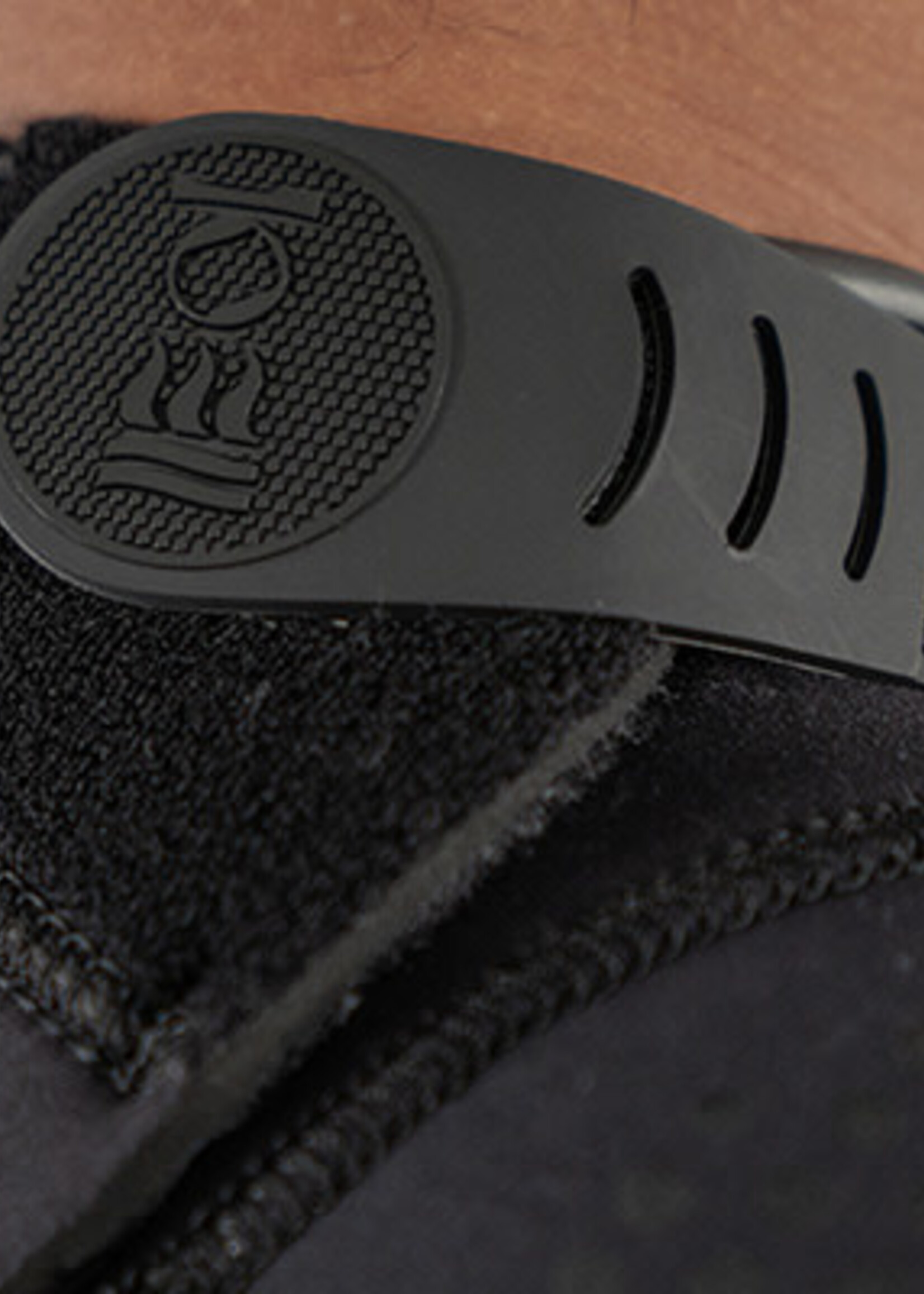 Fourth Element XENOS 7mm heren pak