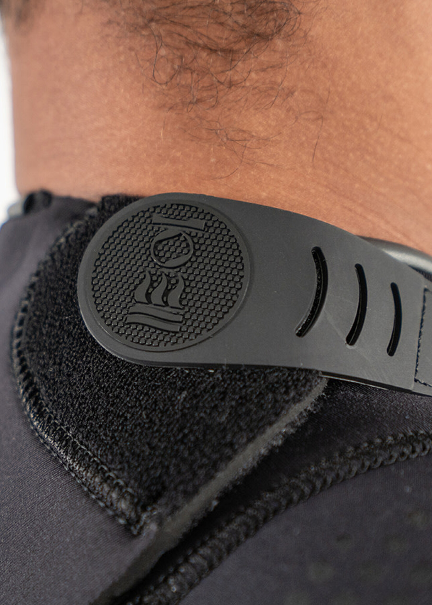 Fourth Element XENOS 7mm Dames pak