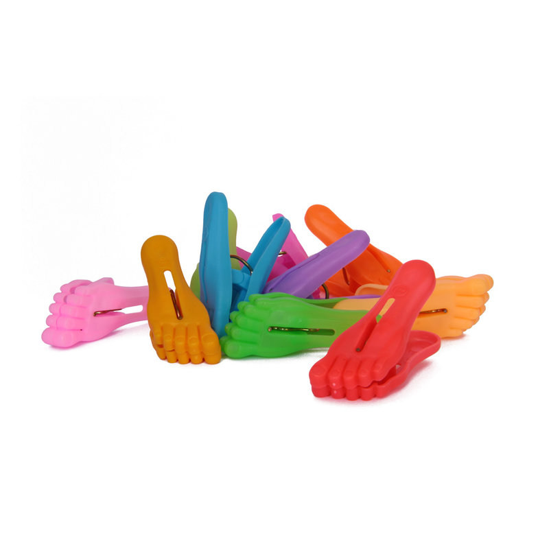 https://cdn.webshopapp.com/shops/279376/files/305862864/800x800x2/clothes-pin-little-foot-assorted-colours.jpg