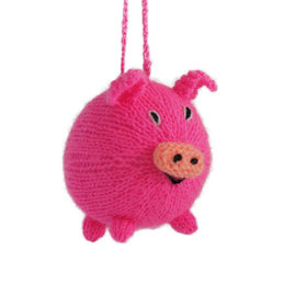 Hand knitted pig, round