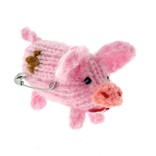 Brooch, knitted piglet, spotted rose