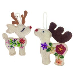 Reindeer decoration, 100% sheep's wool, white