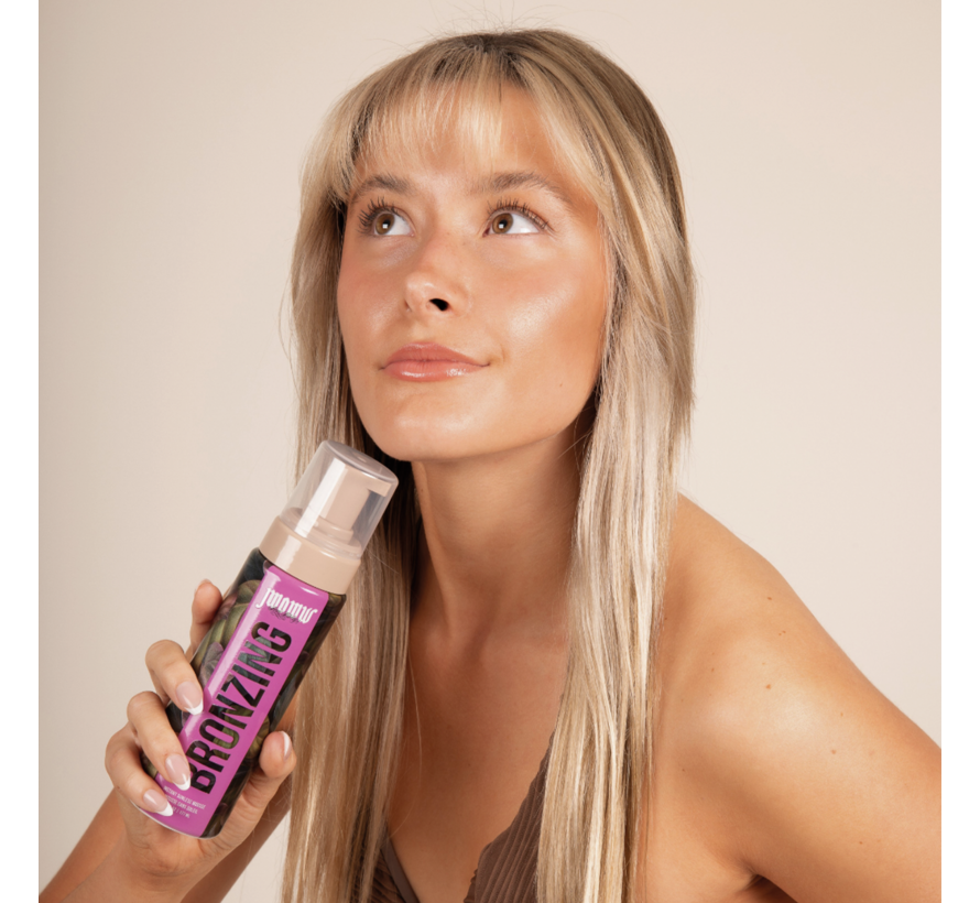 Instant Sunless Bronzing Mousse