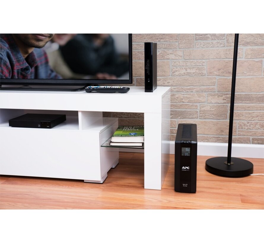 Back-UPS Pro BR900MI | 900 VA | 6x IEC C13 Stopcontacten | AVR Spanningstabilisatie | LCD-Statusdisplay