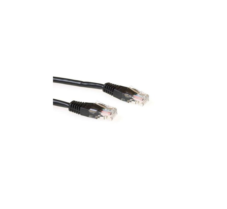 Zwarte 5 meter UTP CAT5E patchkabel met RJ45 connectoren