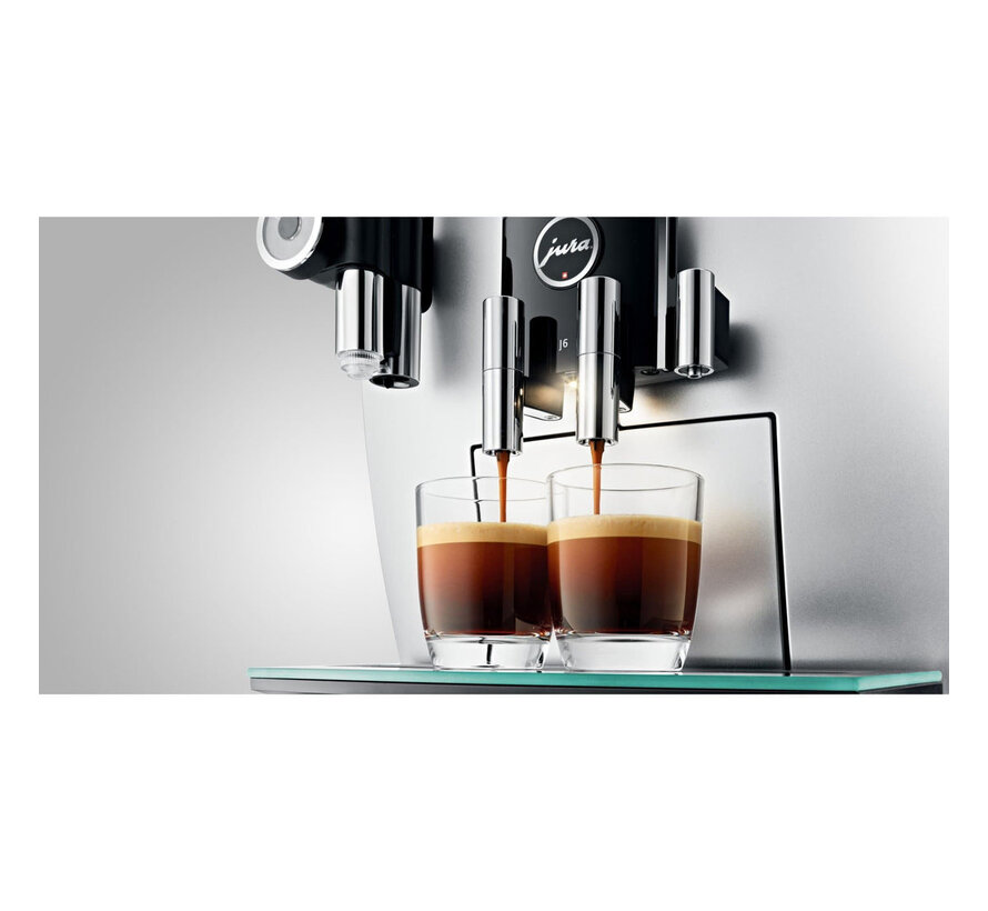 Refurbished Jura J6 Briljant Silver volautomatische koffiemachine 2,1L 15 bar