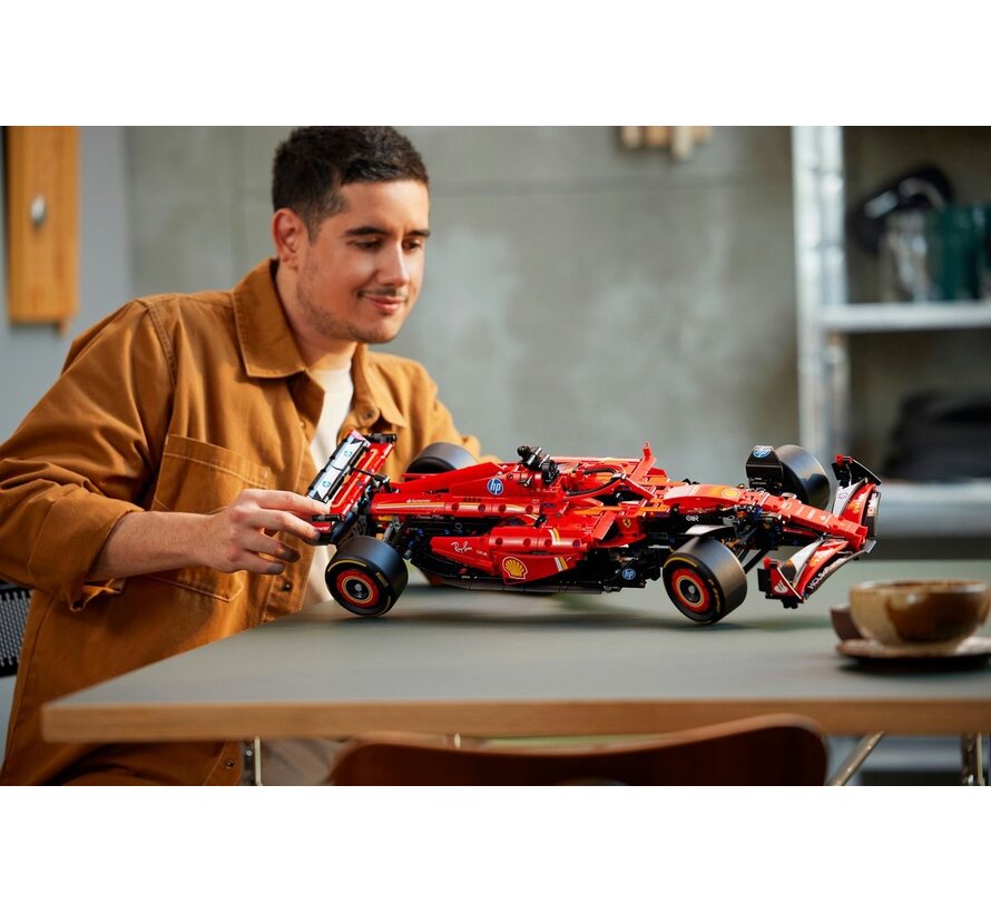 LEGO Technic Ferrari SF-24 F1 auto – display bolide (42207)
