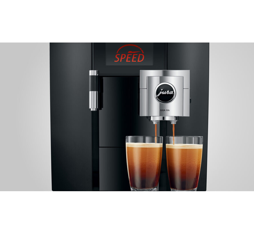 Refurbished JURA GIGA X8c Aluminium Black - 200 koppen per dag - vaste wateraansluiting - 2 keramische molens - 32 specialiteiten
