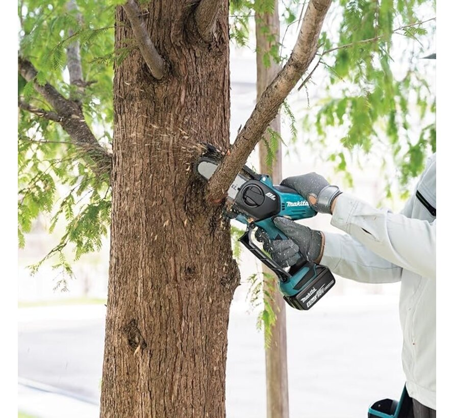 Makita DUC101Z 18V LXT borstelloze 100mm snoeizaag - 320W - 8,0 m/s - 55 ml olietank - body only