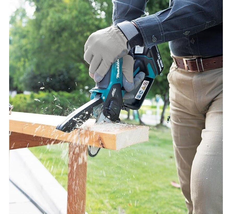 Makita DUC101Z 18V LXT borstelloze 100mm snoeizaag - 320W - 8,0 m/s - 55 ml olietank - body only
