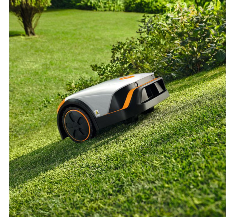 Stihl iMOW 3 robotmaaier 500 m2 - 20 cm maaibreedte - 20-60 mm - hellingen tot 40% - appbediening