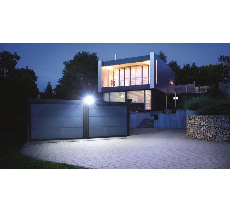 STEINEL XLED Home 2 XL Sensor LED Buitenspot Wit – 1608 lm 3000K