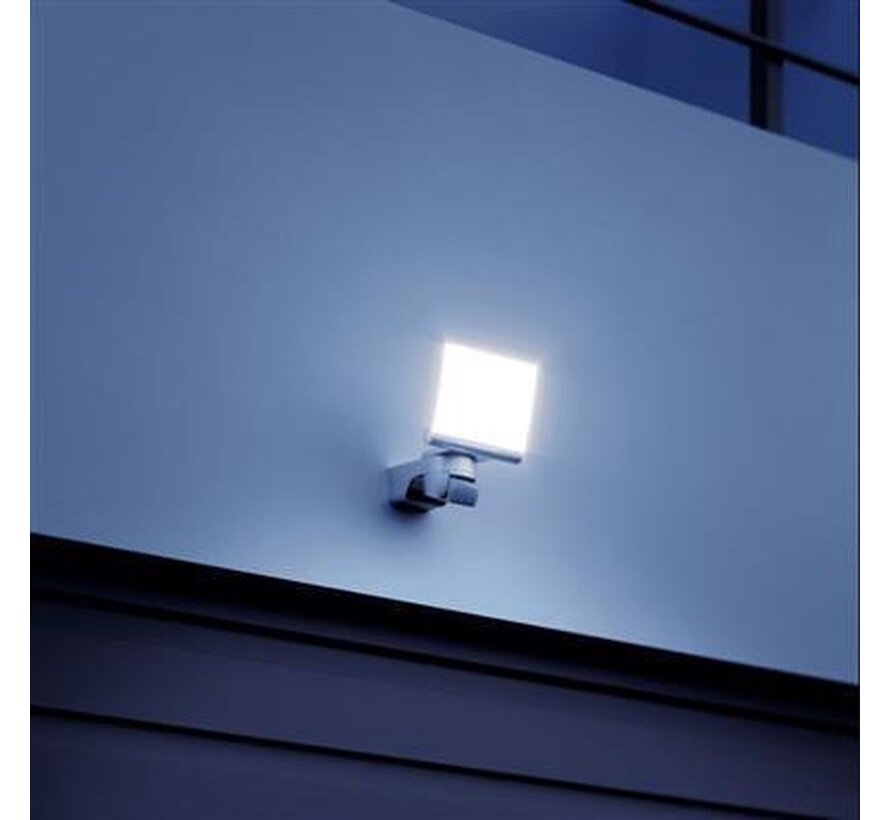 STEINEL XLED Home 2 XL Sensor LED Buitenspot Wit – 1608 lm 3000K