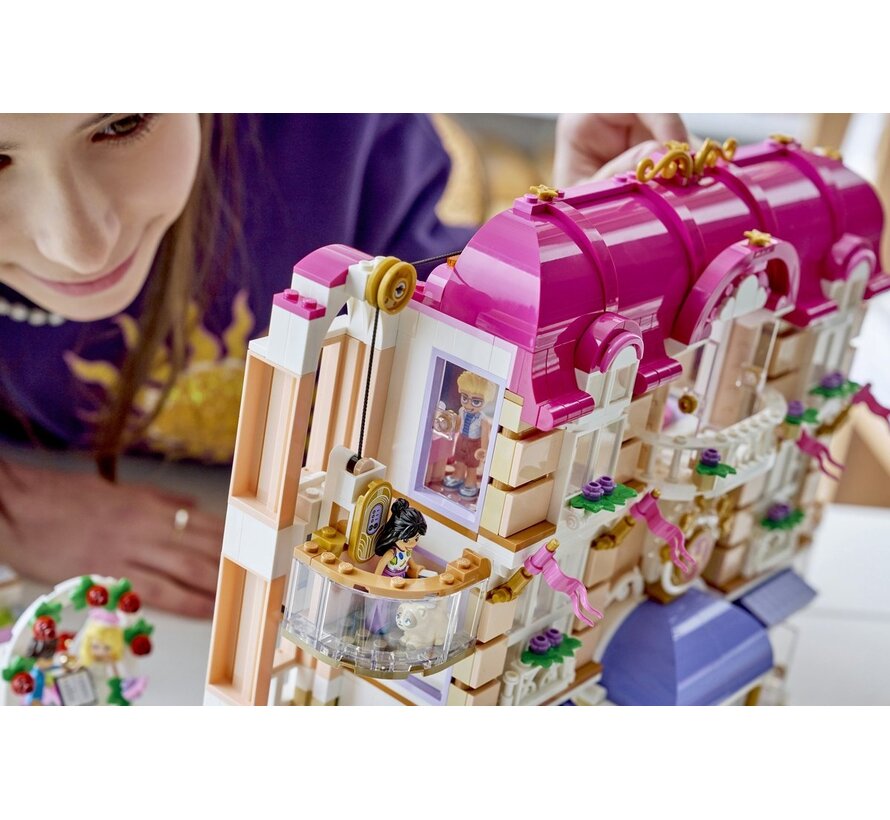 LEGO Friends Heartlake City Grand Hotel 42704 – 1406-delig