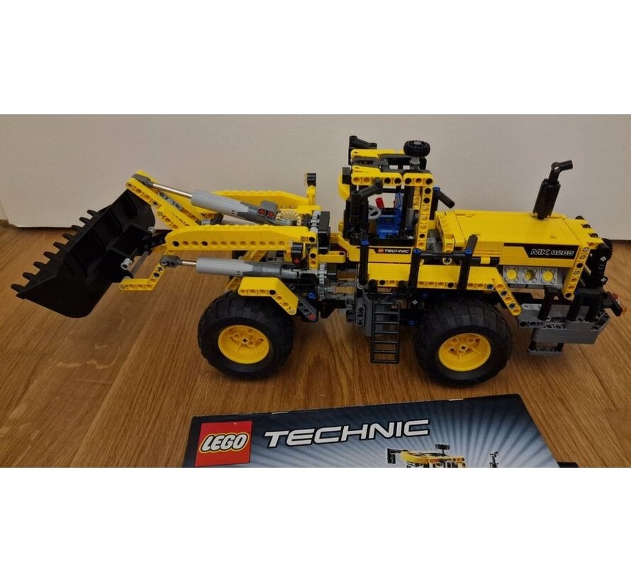 LEGO Technic 8265 Front Loader Wiellader – 1061 Stuks