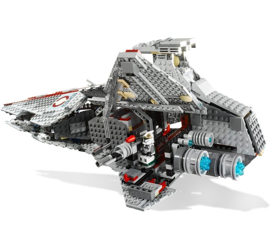 LEGO Star Wars 8039 Venator Republic Attack Cruiser – 1170 Stuks