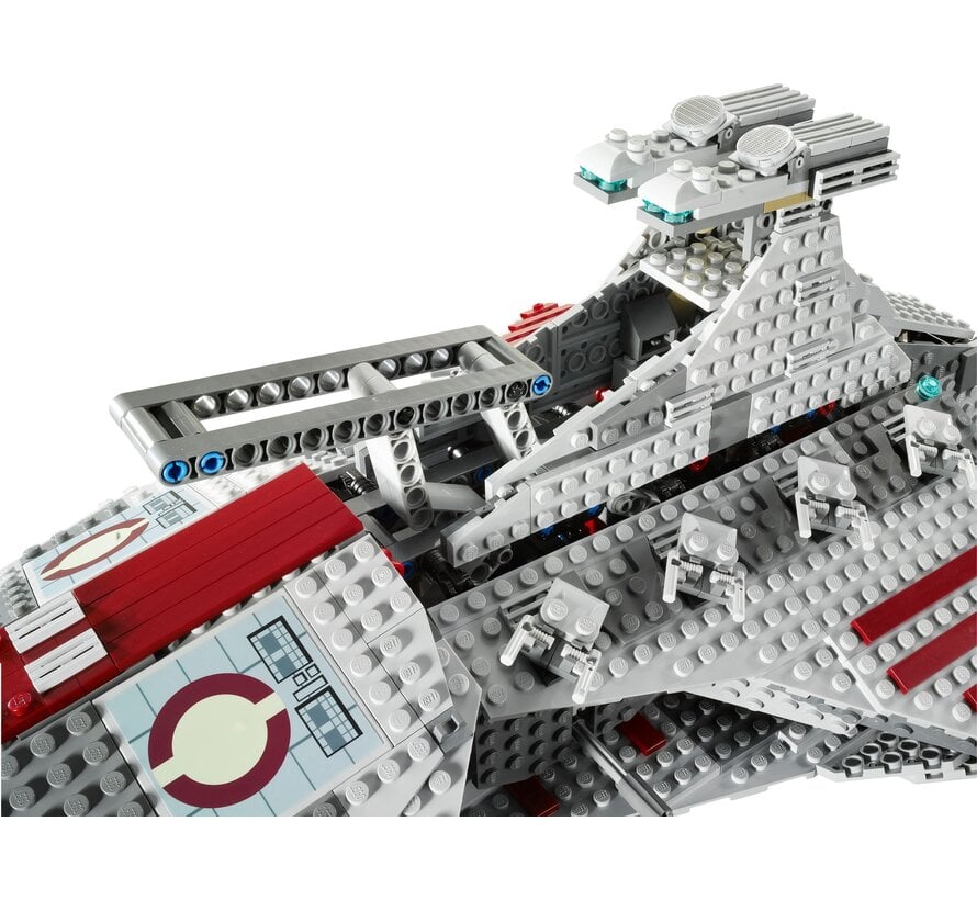 LEGO Star Wars 8039 Venator Republic Attack Cruiser – 1170 Stuks