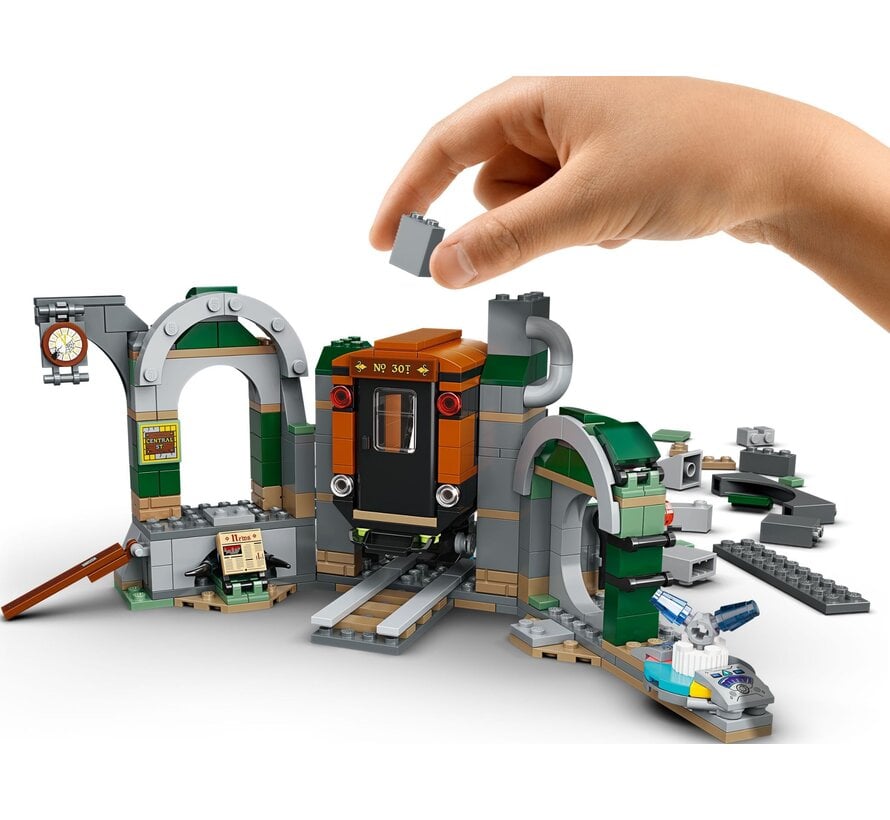 LEGO Hidden Side 70430 De Newbury Metro – 348 Stuks