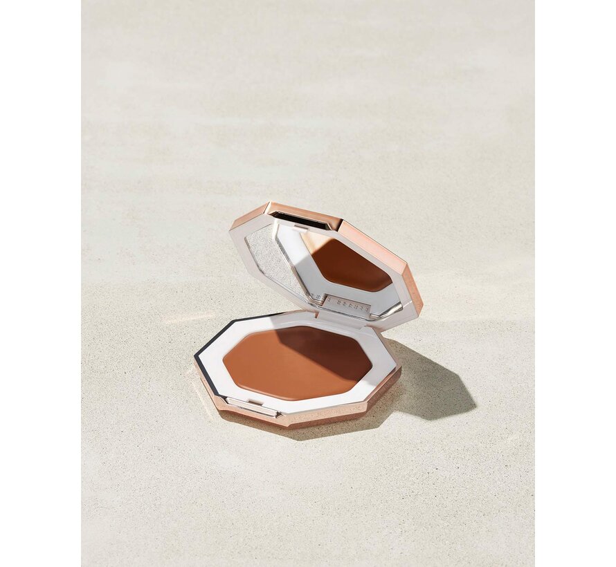 Fenty Beauty Cheeks Out Freestyle Cream Bronzer 04 Hunnie Glaze 6,23 g