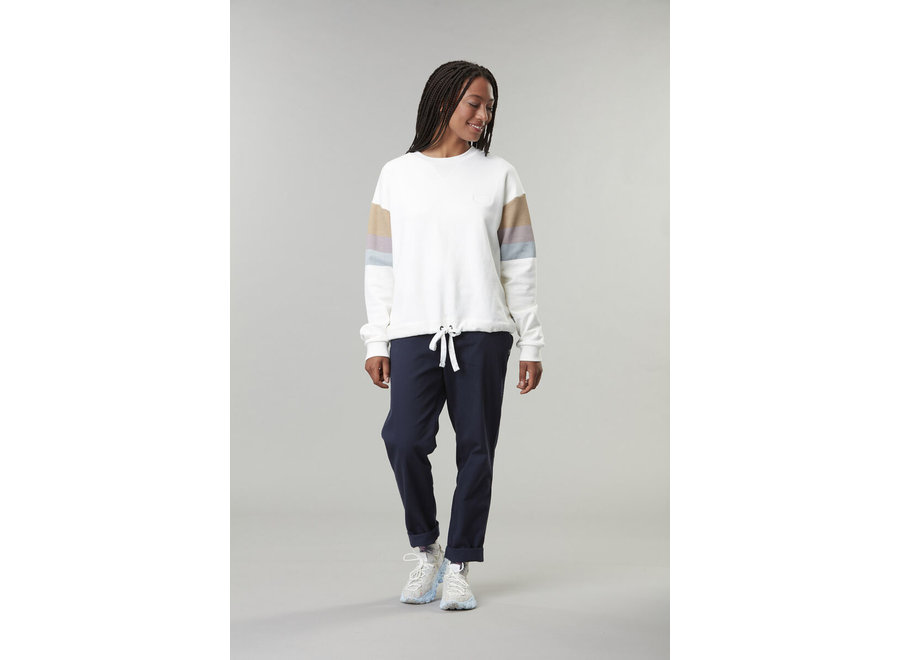 Trisse Crew White