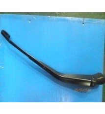 Wiper blade with arm
