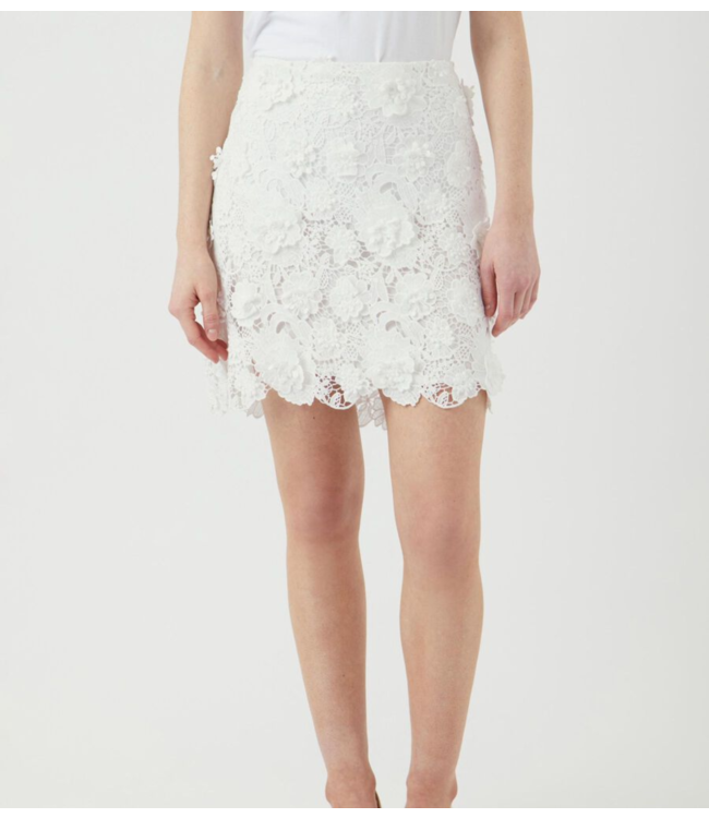 Y.A.S Rok YASBLUMA HW SHORT SKIRT - SHOW star white