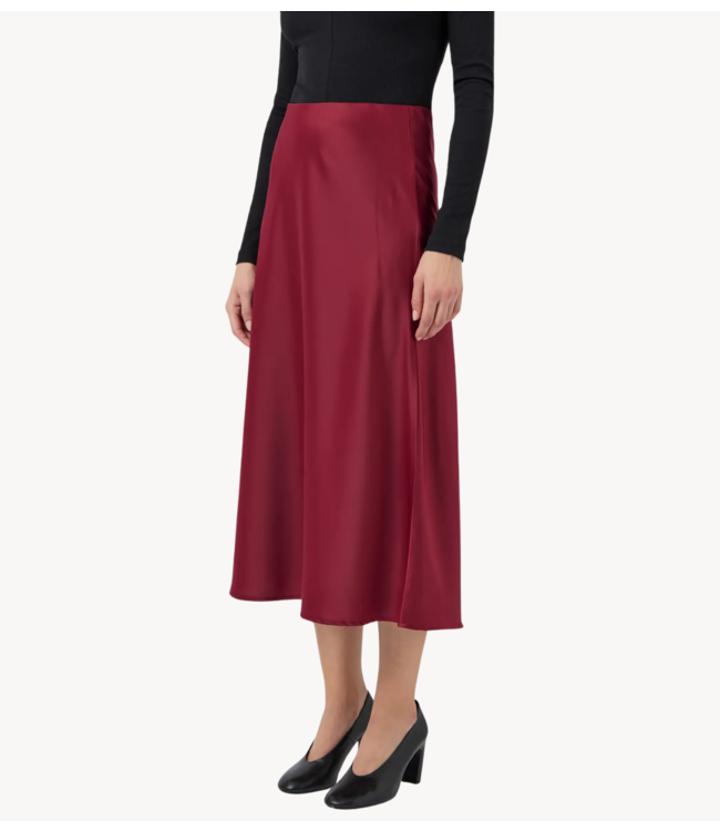 Y.A.S Rok YASPELLA HW MAXI SKIRT S. NOOS Tibetan Red