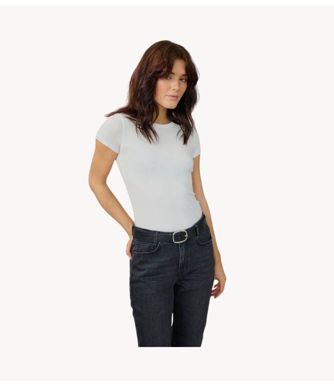 My Essential Wardrobe Top 16 THE MODAL TEE NOOS Bright White