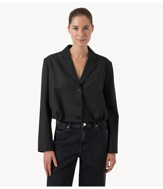 Y.A.S Blazer YASJERA LS SHORT BLAZER S. Black