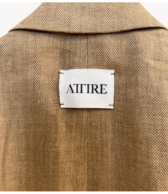 Attire Blazer TVR roze verf